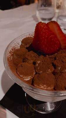 Bella Restaurant And Wine Bar