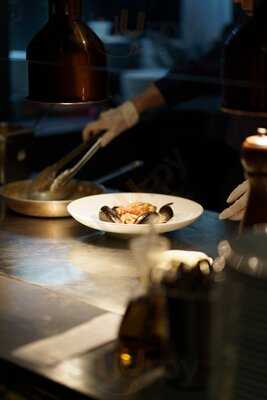 Bella Restaurant And Wine Bar