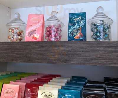 Lindt Chocolate Shop