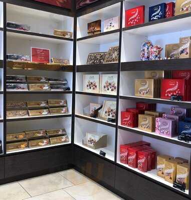 Lindt Chocolate Shop