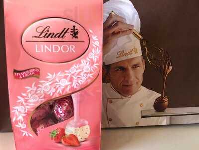 Lindt Chocolate Shop