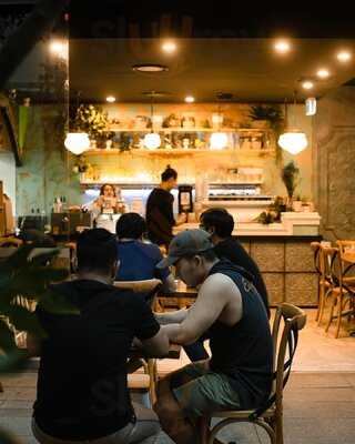 Glider Garden Bistro