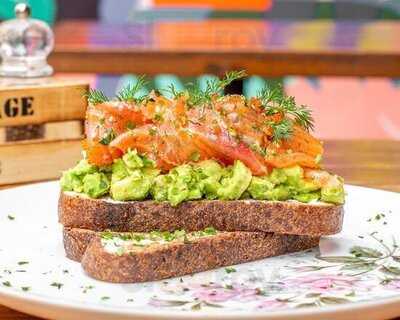 Glider Garden Bistro