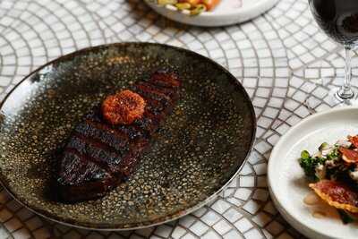 Esteban Restaurant & Bar