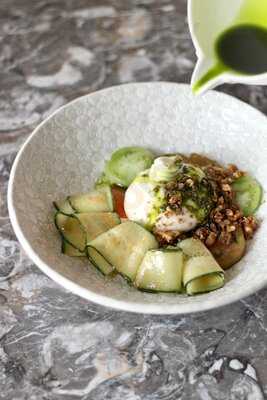 No32 Restaurant And Bar