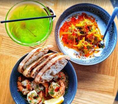 Loft22 Restuarant/bar