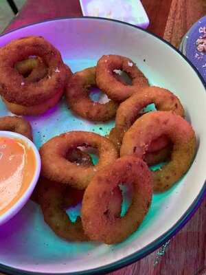 Loft22 Restuarant/bar