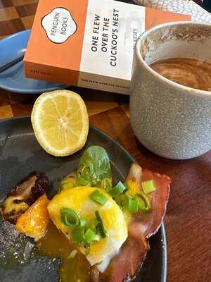 The Cat's Pyjamas Cafe