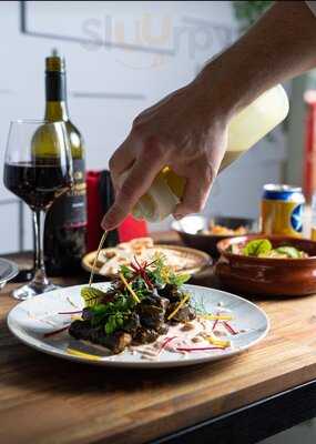 Cairo Gourmet Kitchen