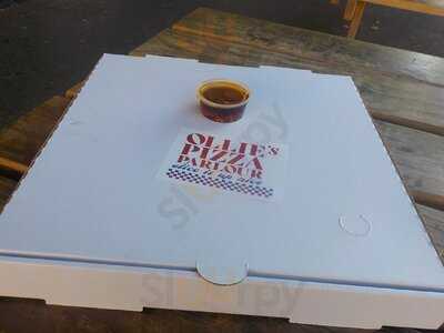 Ollie's Pizza Parlour
