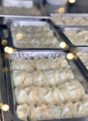 Yoyo Vietnamese Eatery