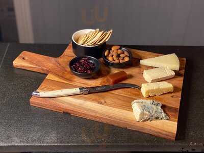 The Tipsy Cow - Cocktail & Tapas Bar & Beer Garden