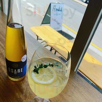 A'petit Bar & Bistro