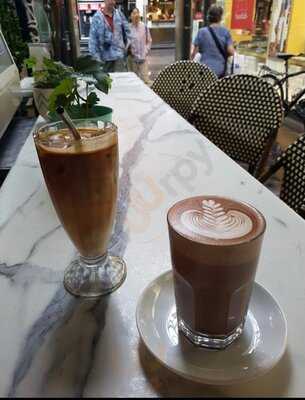 Lt Collins Melbourne