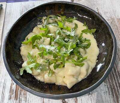 Ocean Wave Pizza & Cafe