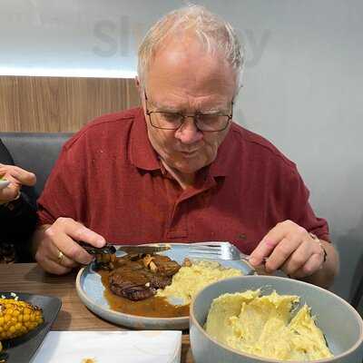 Kings Steak & Seafood