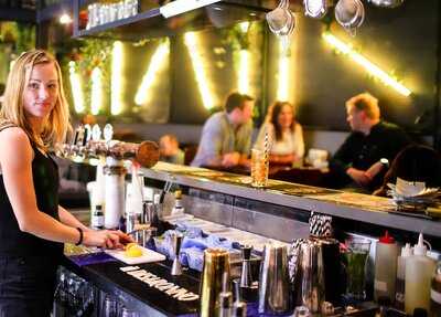 Mis Pizza & Panuozzo Bar