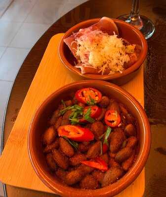 Lola Tapas Bar Potts Point