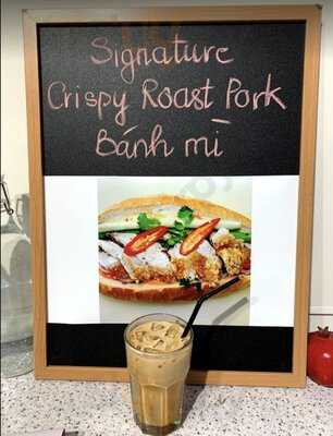 Master Roll Vietnam (lonsdale St)