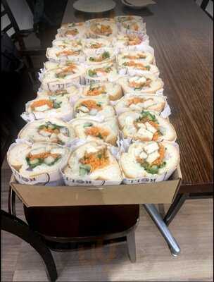 Master Roll Vietnam (lonsdale St)