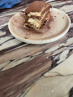 Fugazzi Bar & Dining Room