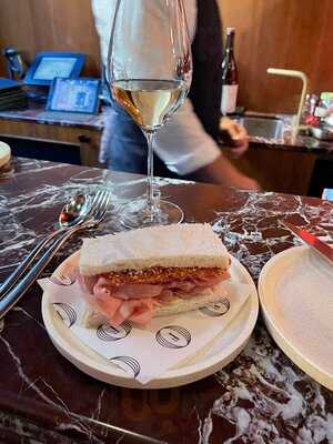 Fugazzi Bar & Dining Room