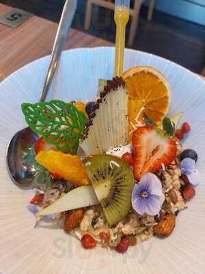 Griller's Mark Burger Bar & Grill