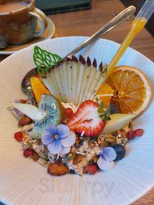 Griller's Mark Burger Bar & Grill