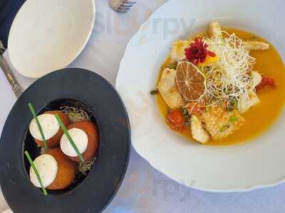 Cooly Breeze Rooftop