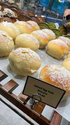 Top Impression Bakery Town Hall