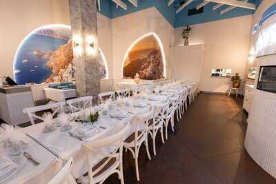 Santorini Restaurant Grill Bar