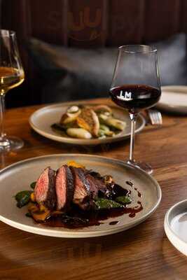 La Madonna Restaurant & Bar