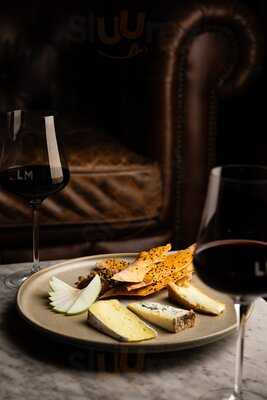 La Madonna Restaurant & Bar