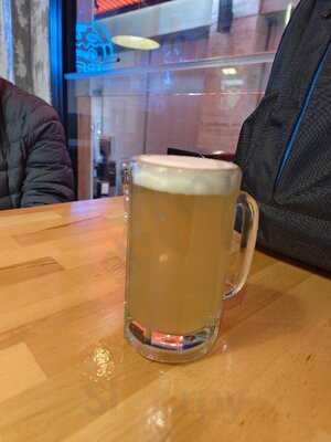 Remy's - Deep Dish Pizza & Bar