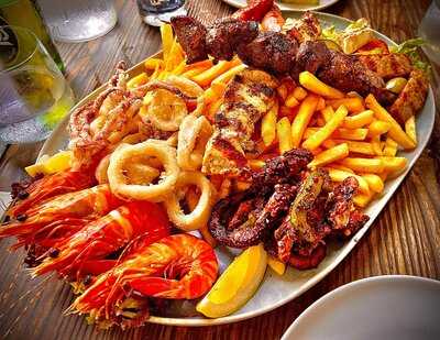 Yiani's Greek Restaurant Coolum