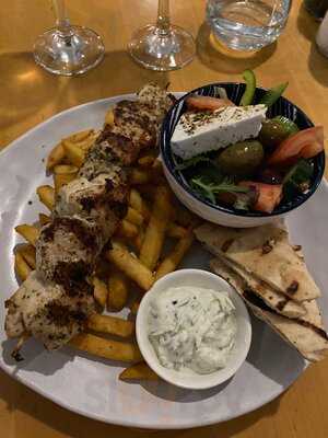 Yiani's Greek Restaurant Coolum