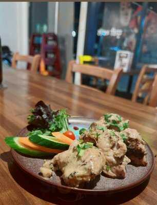 Amrin & Bros - Indian Fusion Restaurant & Bar