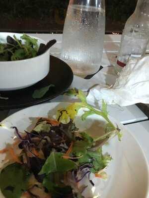 Sapphire Bar And Grill Cbd