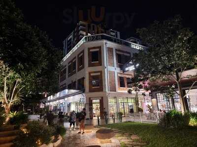 Italian Street Kitchen West End