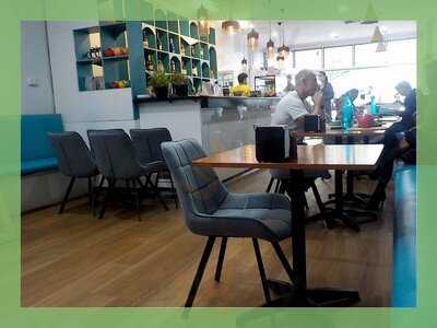 Teddy's Cafe And Bar