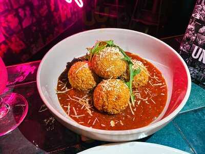 Paradiso's Kitchen @ Universal Sydney