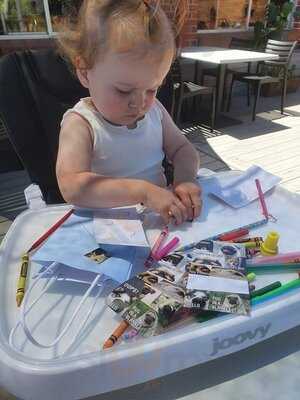 Dare Darlin Restaurant