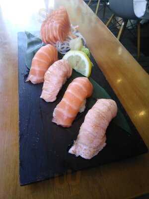 Furaibo Izakaya Bar & Restaurant