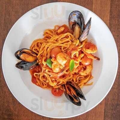 Casa Nova Italian Honeysuckle