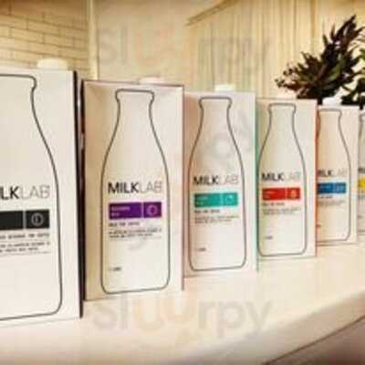 Romsey Ice Cream Parlour