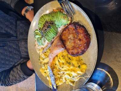 Nude Food Breakfast Bar