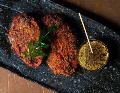 Foreign Return Restaurant & Bar