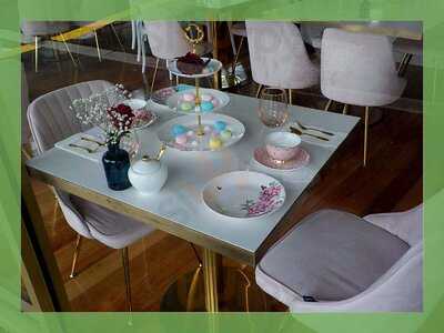 Amazing Graze Tea Rooms