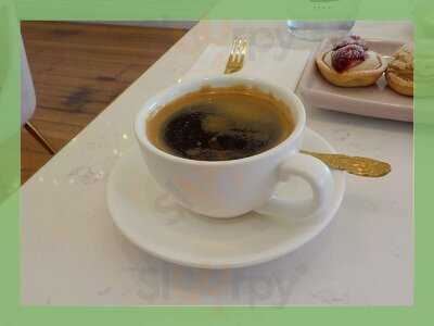 Amazing Graze Tea Rooms