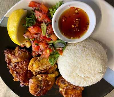 Enelssie Cafe & Grill